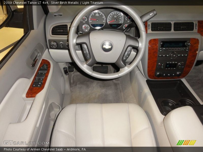 Silver Birch Metallic / Light Titanium 2009 Chevrolet Tahoe LT 4x4