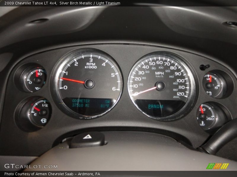 Silver Birch Metallic / Light Titanium 2009 Chevrolet Tahoe LT 4x4