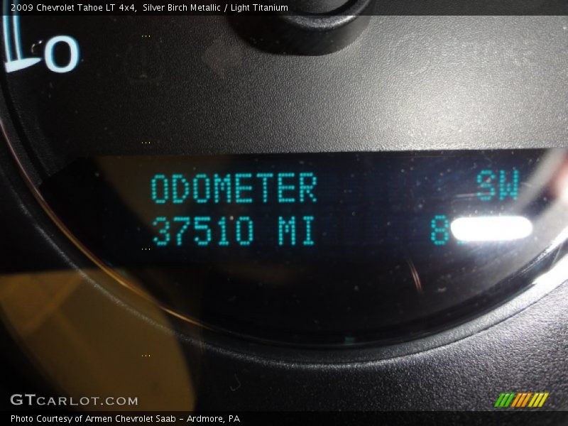 Silver Birch Metallic / Light Titanium 2009 Chevrolet Tahoe LT 4x4