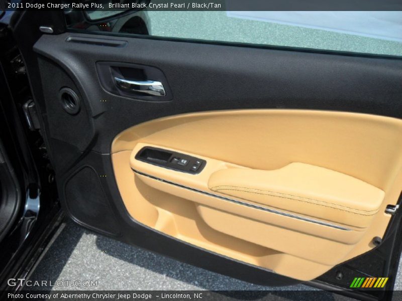 Brilliant Black Crystal Pearl / Black/Tan 2011 Dodge Charger Rallye Plus