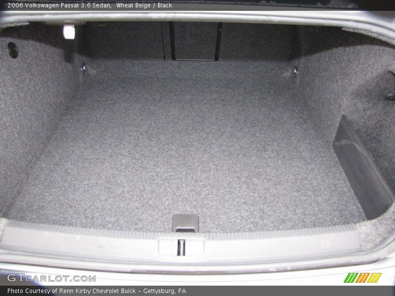 Wheat Beige / Black 2006 Volkswagen Passat 3.6 Sedan