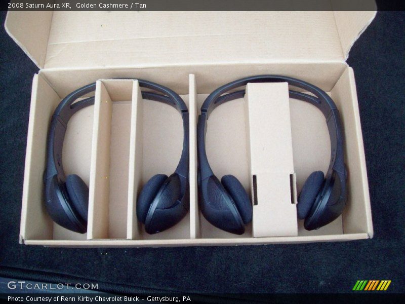 Golden Cashmere / Tan 2008 Saturn Aura XR