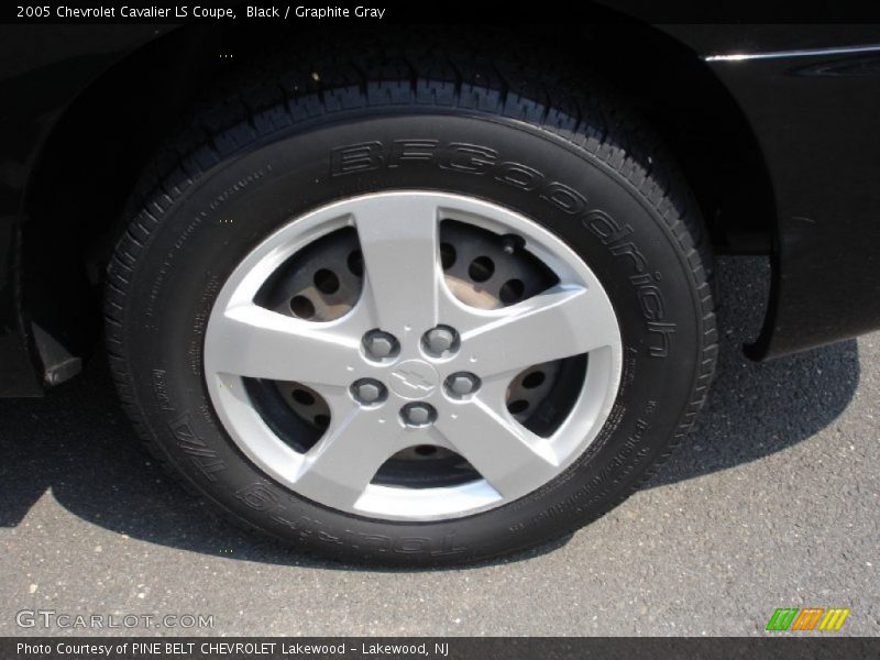  2005 Cavalier LS Coupe Wheel