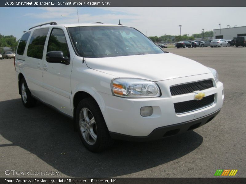 Summit White / Medium Gray 2005 Chevrolet Uplander LS