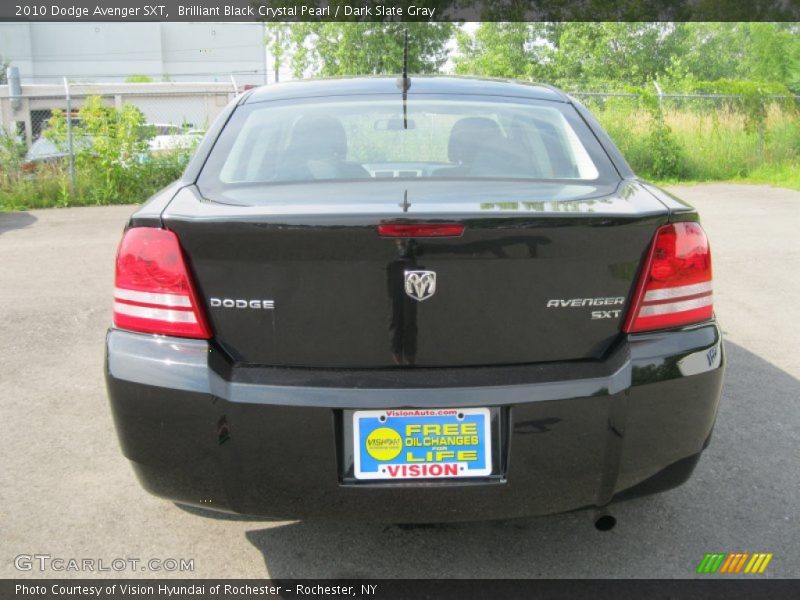 Brilliant Black Crystal Pearl / Dark Slate Gray 2010 Dodge Avenger SXT