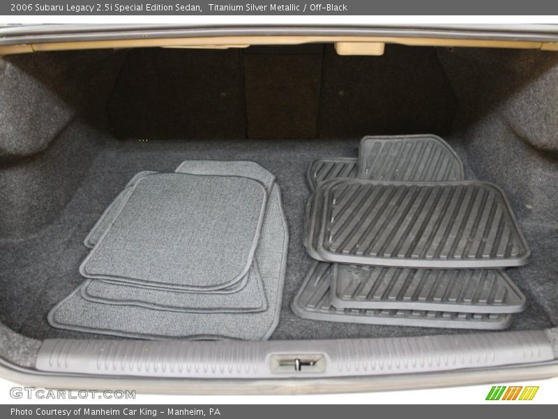 Titanium Silver Metallic / Off-Black 2006 Subaru Legacy 2.5i Special Edition Sedan