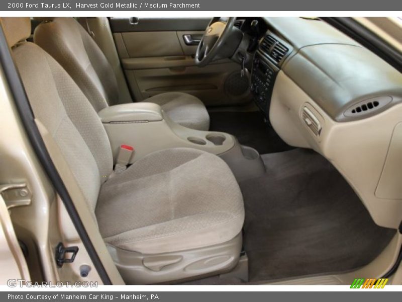 Harvest Gold Metallic / Medium Parchment 2000 Ford Taurus LX