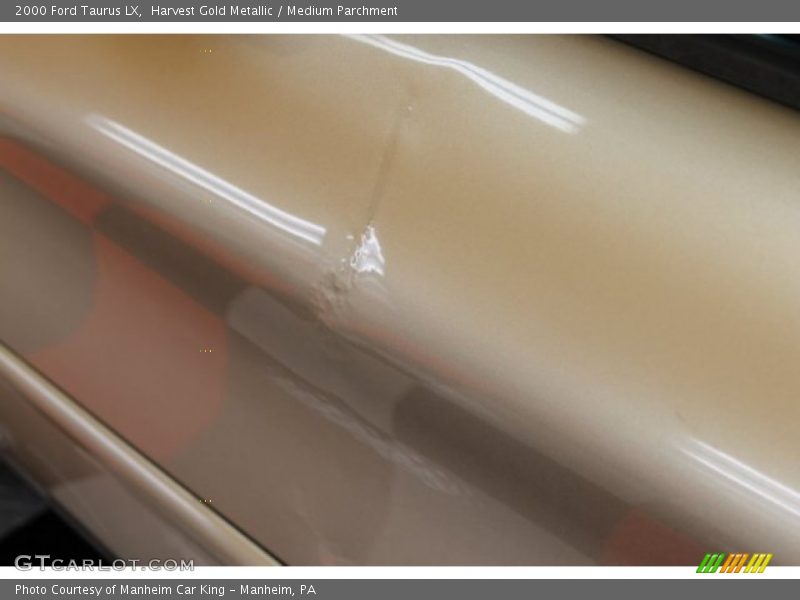 Harvest Gold Metallic / Medium Parchment 2000 Ford Taurus LX