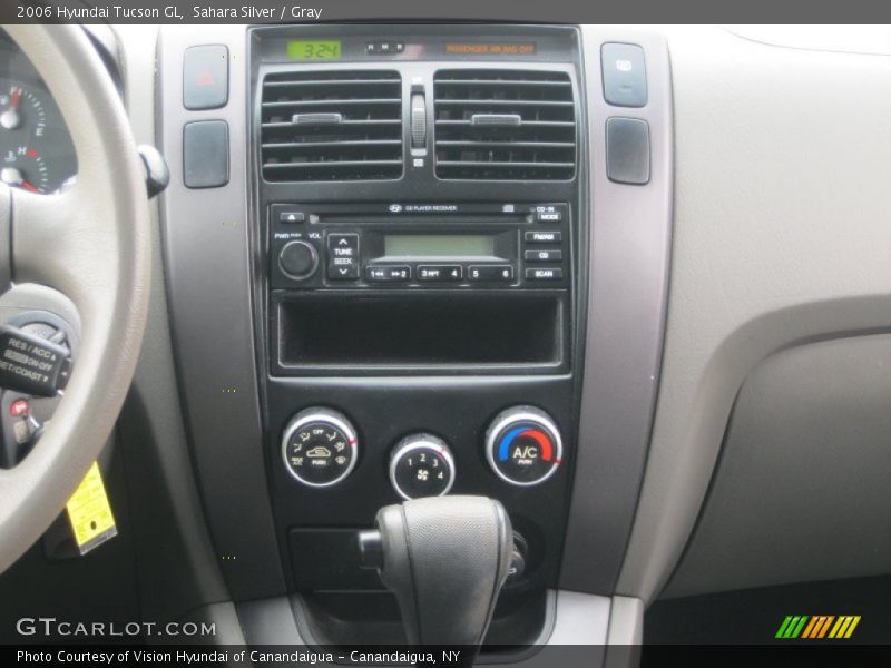 Sahara Silver / Gray 2006 Hyundai Tucson GL