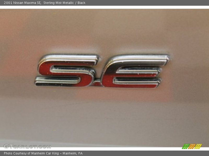 Sterling Mist Metallic / Black 2001 Nissan Maxima SE