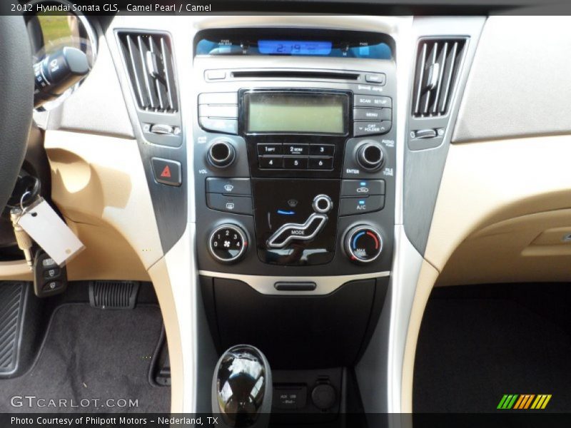 Controls of 2012 Sonata GLS