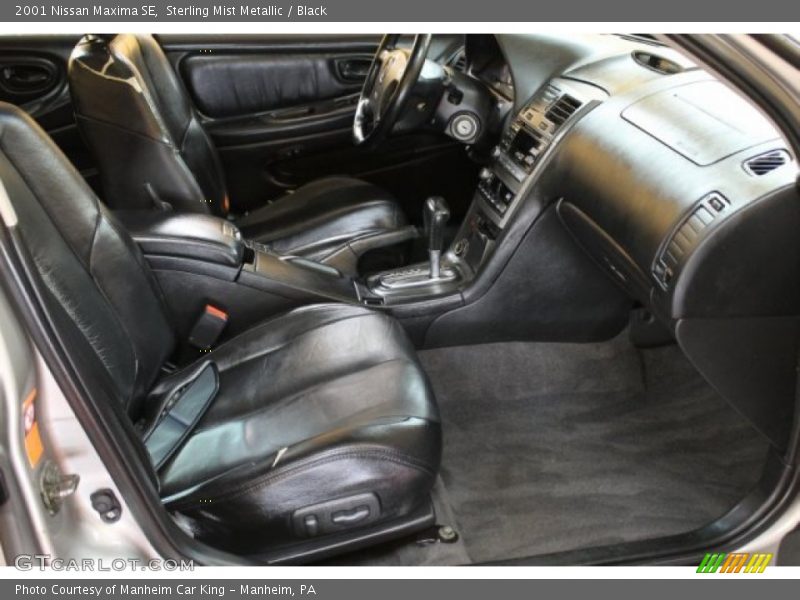 Sterling Mist Metallic / Black 2001 Nissan Maxima SE