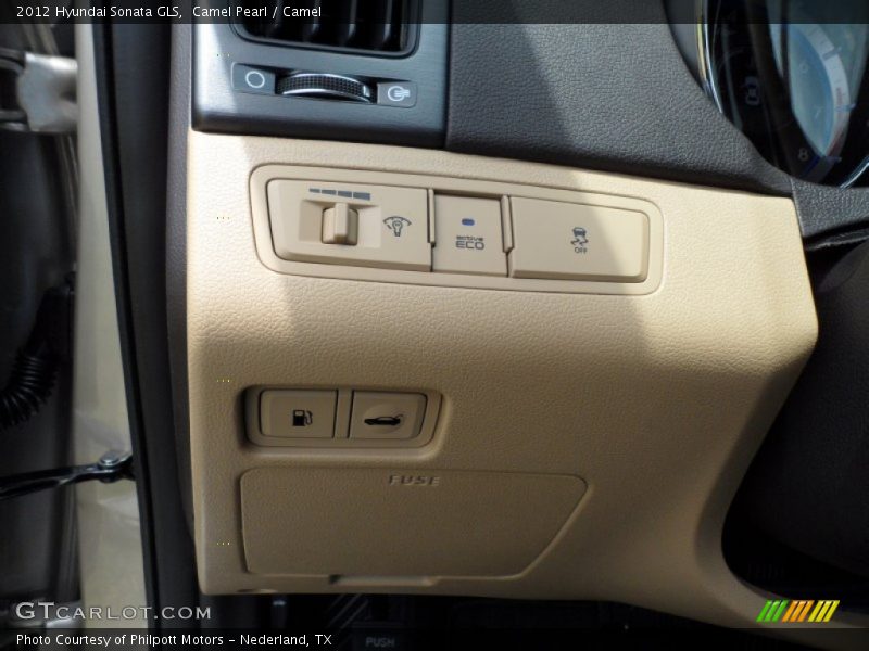 Controls of 2012 Sonata GLS