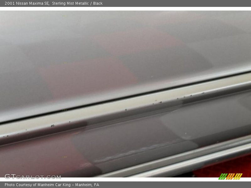 Sterling Mist Metallic / Black 2001 Nissan Maxima SE