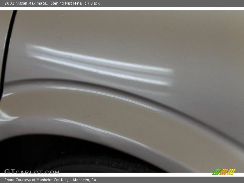 Sterling Mist Metallic / Black 2001 Nissan Maxima SE