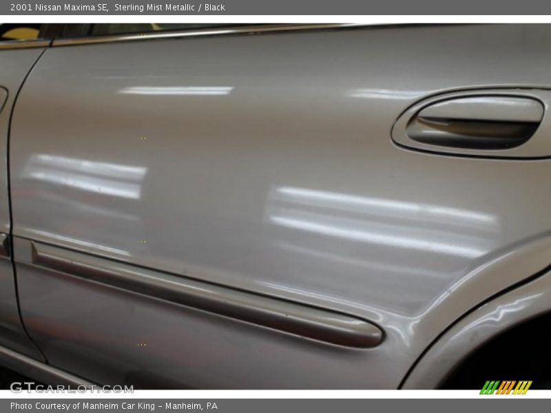 Sterling Mist Metallic / Black 2001 Nissan Maxima SE