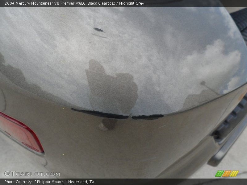 Black Clearcoat / Midnight Grey 2004 Mercury Mountaineer V8 Premier AWD