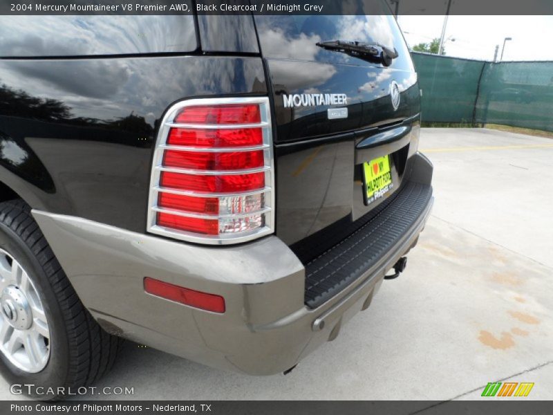 Black Clearcoat / Midnight Grey 2004 Mercury Mountaineer V8 Premier AWD