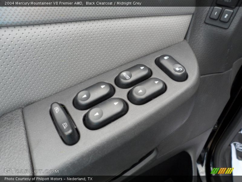 Black Clearcoat / Midnight Grey 2004 Mercury Mountaineer V8 Premier AWD