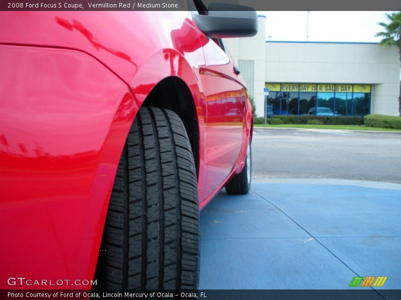 Vermillion Red / Medium Stone 2008 Ford Focus S Coupe