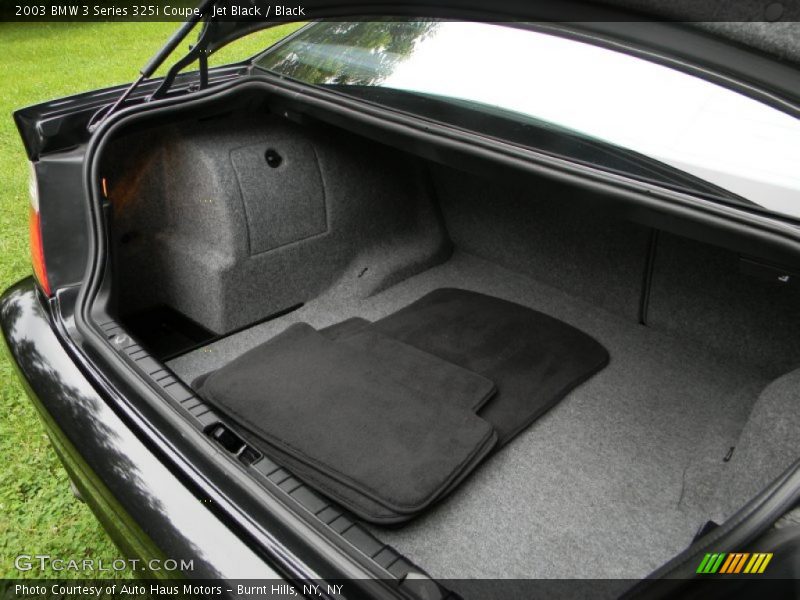  2003 3 Series 325i Coupe Trunk