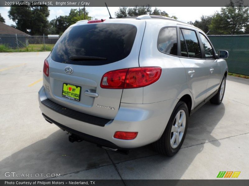 Bright Silver / Gray 2009 Hyundai Santa Fe SE