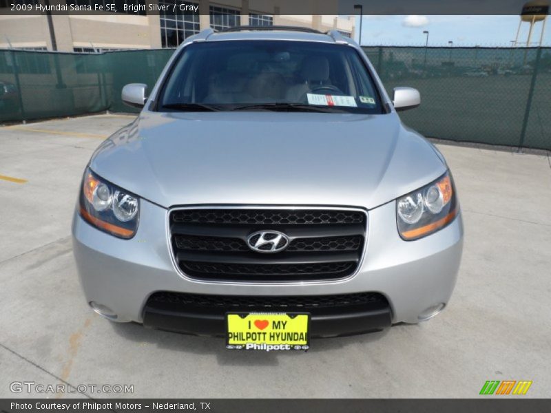 Bright Silver / Gray 2009 Hyundai Santa Fe SE