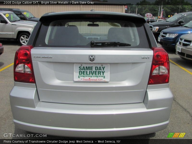 Bright Silver Metallic / Dark Slate Gray 2008 Dodge Caliber SXT