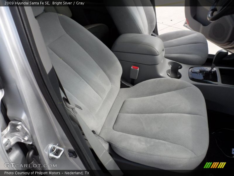 Bright Silver / Gray 2009 Hyundai Santa Fe SE