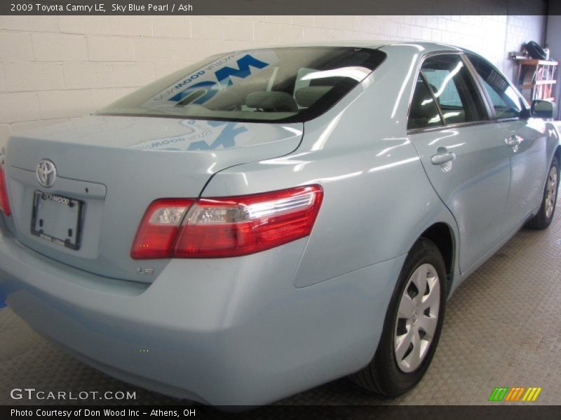 Sky Blue Pearl / Ash 2009 Toyota Camry LE