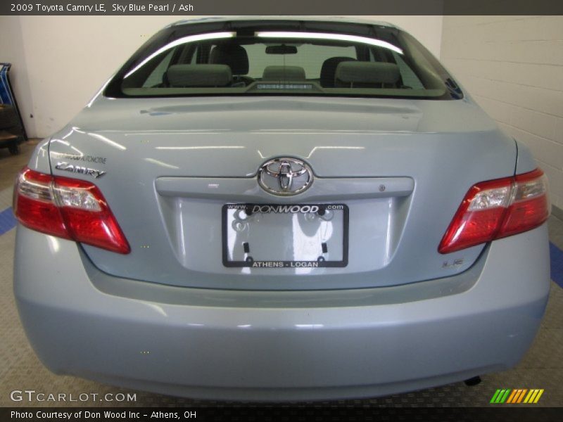 Sky Blue Pearl / Ash 2009 Toyota Camry LE
