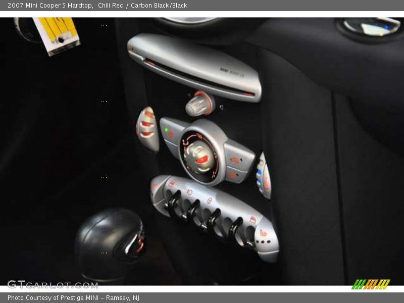 Chili Red / Carbon Black/Black 2007 Mini Cooper S Hardtop