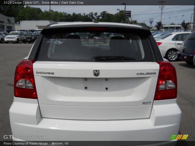 Stone White / Dark Slate Gray 2010 Dodge Caliber SXT