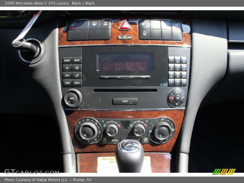 Controls of 2006 C 350 Luxury