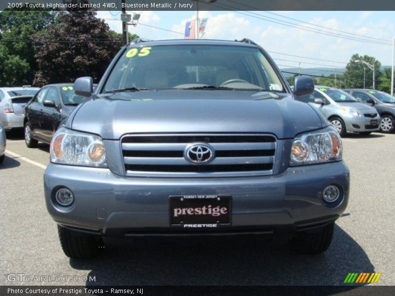 Bluestone Metallic / Ivory 2005 Toyota Highlander Limited 4WD