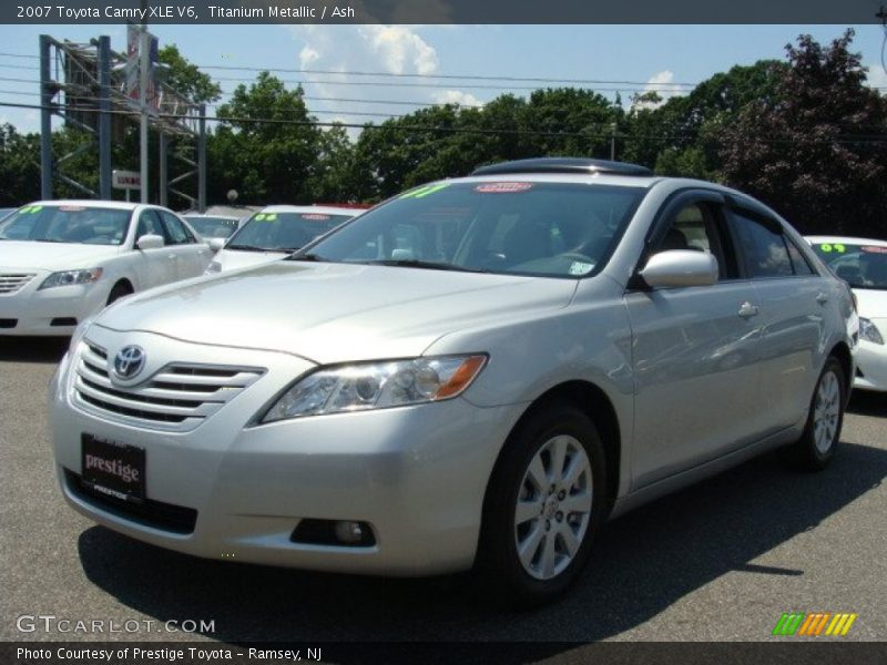 Titanium Metallic / Ash 2007 Toyota Camry XLE V6