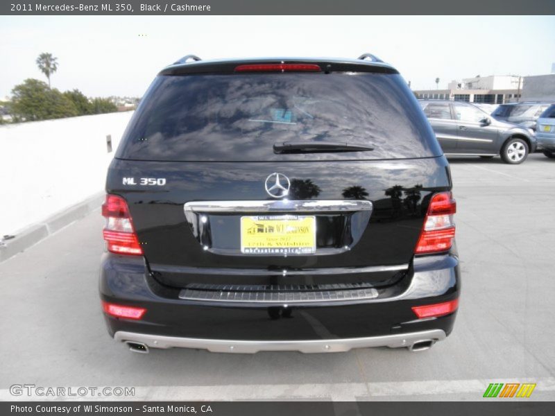 Black / Cashmere 2011 Mercedes-Benz ML 350
