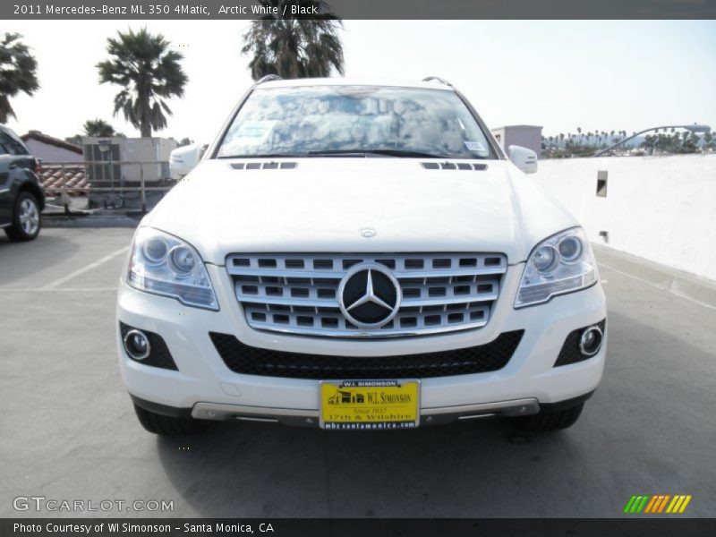 Arctic White / Black 2011 Mercedes-Benz ML 350 4Matic