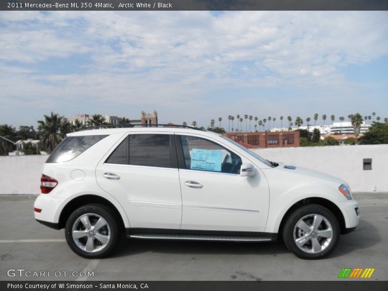 Arctic White / Black 2011 Mercedes-Benz ML 350 4Matic