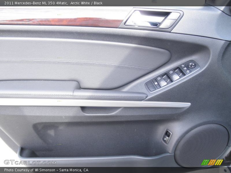Arctic White / Black 2011 Mercedes-Benz ML 350 4Matic