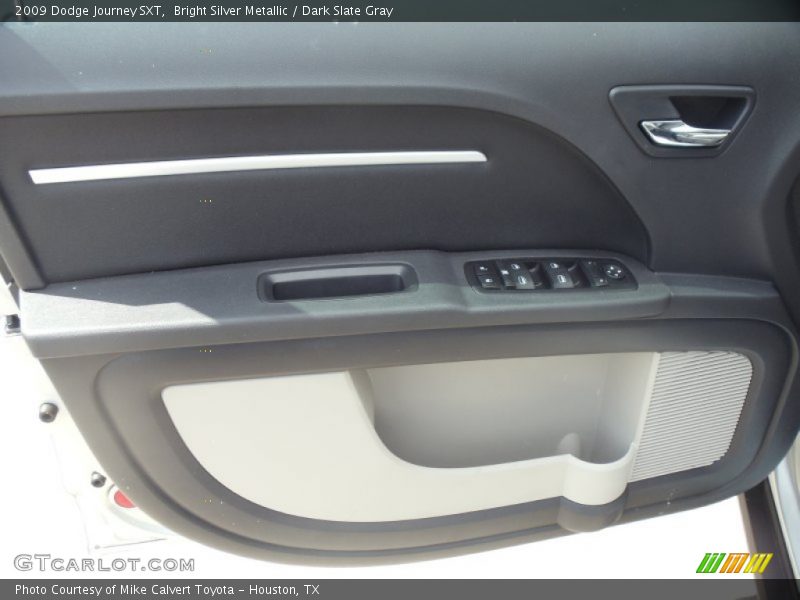 Bright Silver Metallic / Dark Slate Gray 2009 Dodge Journey SXT