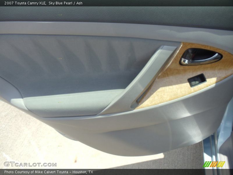 Sky Blue Pearl / Ash 2007 Toyota Camry XLE