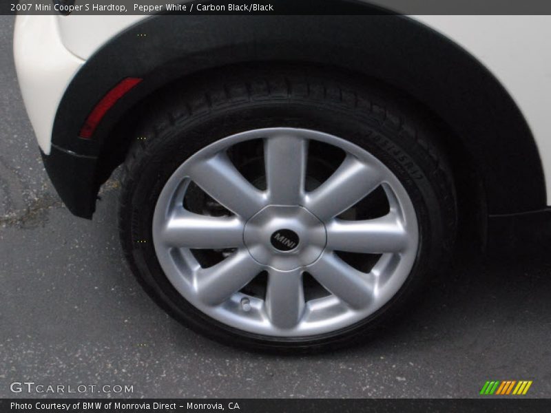 Pepper White / Carbon Black/Black 2007 Mini Cooper S Hardtop