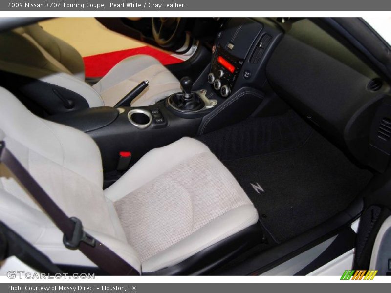 Pearl White / Gray Leather 2009 Nissan 370Z Touring Coupe
