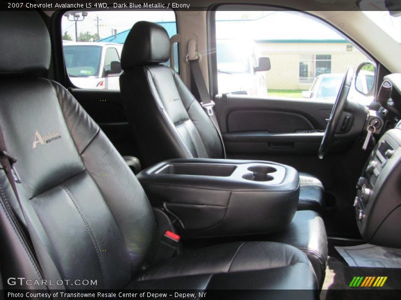 Dark Blue Metallic / Ebony 2007 Chevrolet Avalanche LS 4WD