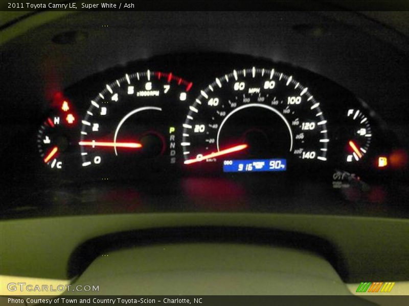 Super White / Ash 2011 Toyota Camry LE