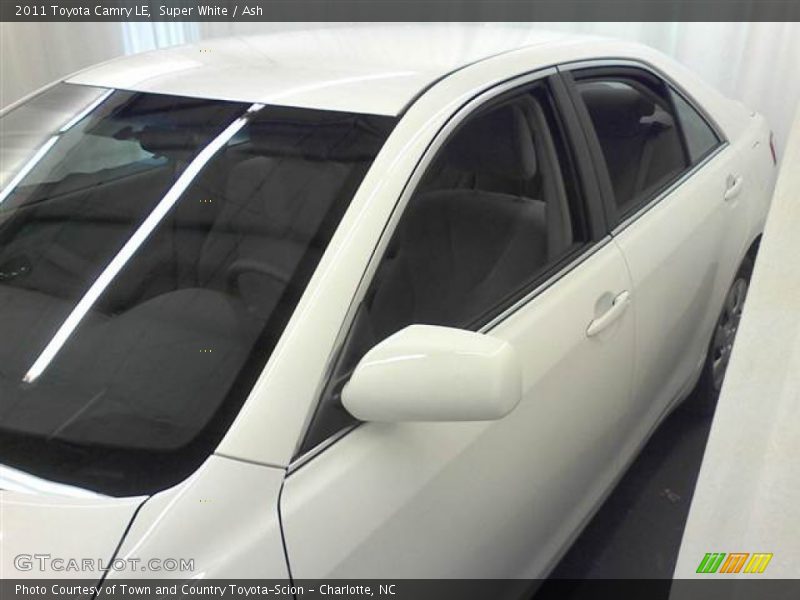 Super White / Ash 2011 Toyota Camry LE