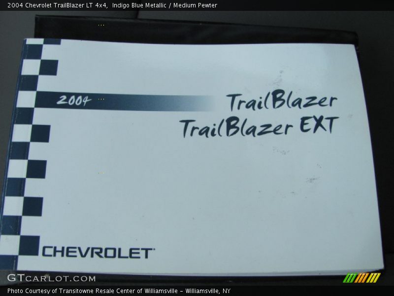 Indigo Blue Metallic / Medium Pewter 2004 Chevrolet TrailBlazer LT 4x4