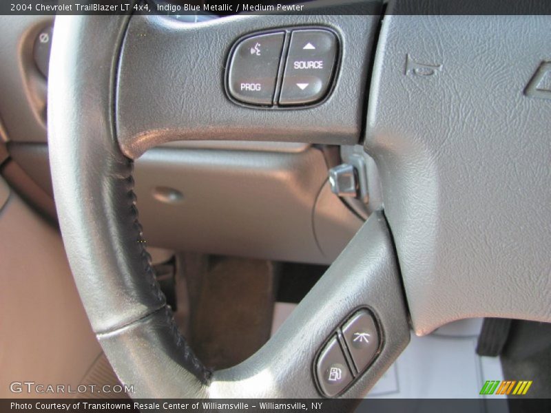 Indigo Blue Metallic / Medium Pewter 2004 Chevrolet TrailBlazer LT 4x4