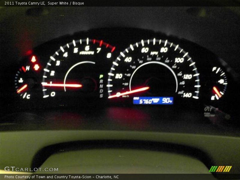 Super White / Bisque 2011 Toyota Camry LE